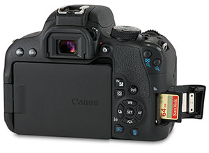Canon T7i SD card door open