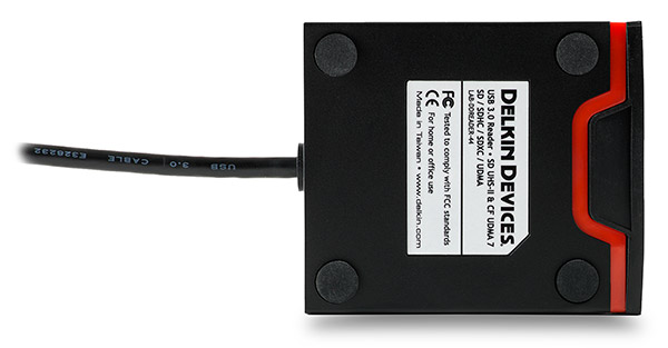 Delkin Devices USB 3.0 Dual Slot Card Reader Bottom