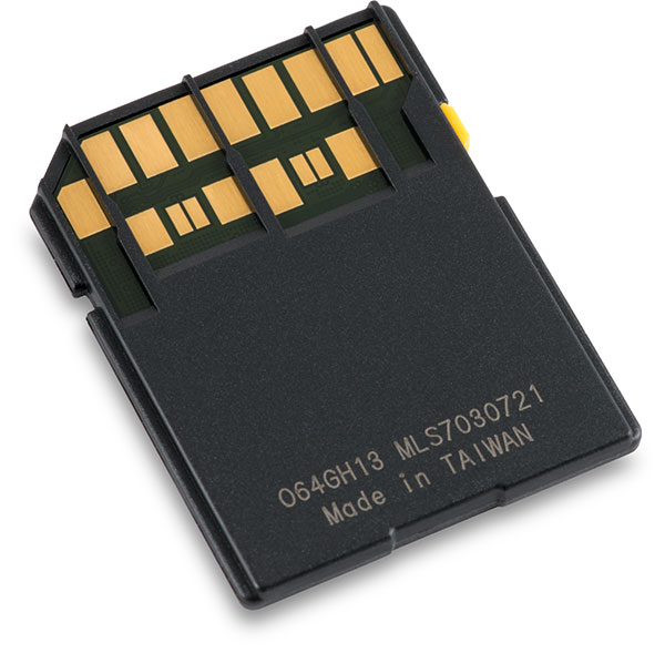 Hoodman Steel 2000x UHS-II U3 64GB SDXC Memory Card Back