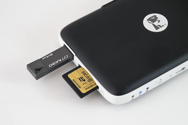 Kingston MobileLite Wireless G2 WiFi card reader